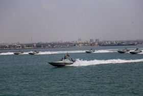 مراسم رژه نیروهای مسلح در خلیج فارس