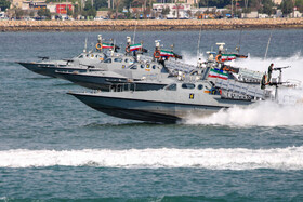 رژه نیروهای مسلح در خلیج فارس
