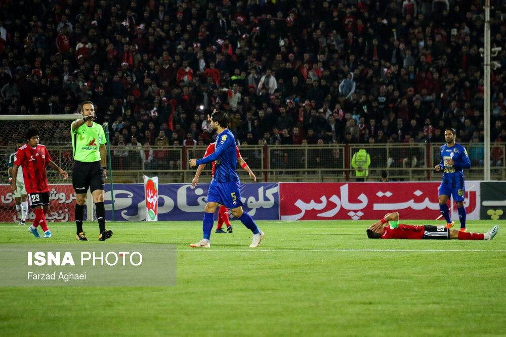 هفته نهم لیگ برتر فوتبال؛ دیدار تیم‌های تراکتور و استقلال