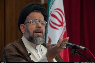 رییس جمهور آمریکا بداند امروز منفورترین چهره در بین ملت ایران است