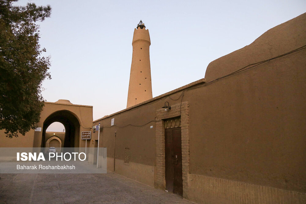 استان یزد به دلیل داشتن آثار تاریخی متعدد نه تنها در ایران بلکه در جهان از شهرت بالایی برخوردار است.