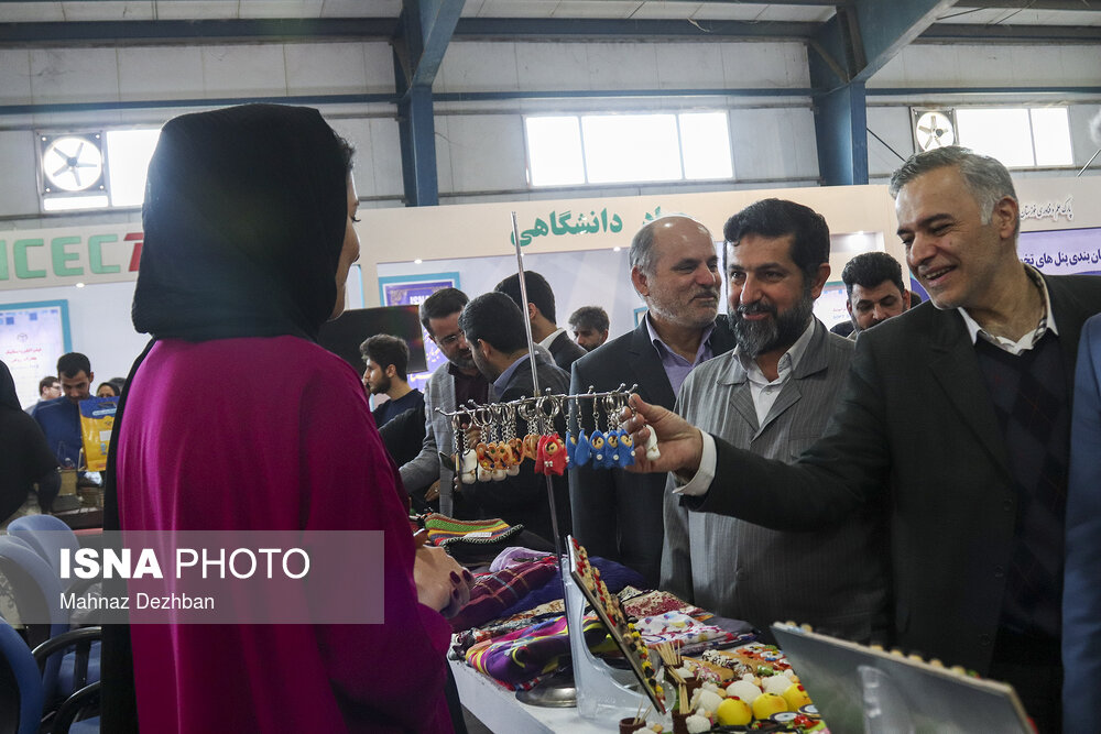 افتتاح نمایشگاه دستاوردهای پژوهش و فناوری و هفتمین فن بازار خوزستان