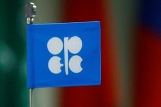 پیمان نفتی اوپک تا پایان سال ادامه دارد