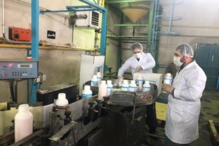 تولید روزانه حدود ۲۰ هزار لیتر مواد ضد عفونی کننده و ۲۰ هزار ماسک های فیلتردار
