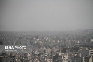 هوای شهرهای صنعتی آلوده می‌شود