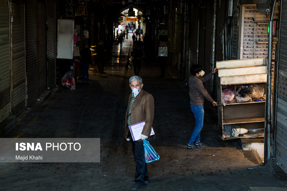 در پایان سال، بازار تهران بدلیل شیوع ویروس کرونا، روزهای خلوتی را تجربه می‌کند.