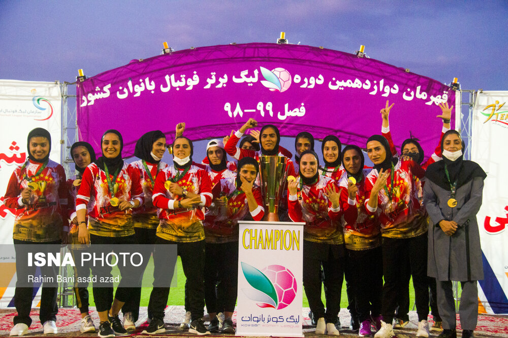 جشن قهرمانی و اهدای جام لیگ برتر بانوان به شهرداری بم