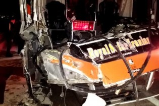 واژگونی اتوبوس کارگران صباباتری در سمنان/ ۱۶ کشته و زخمی