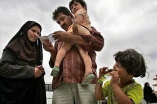 ۹۵ درصد مهاجرین مقیم در خاک ایران، افغانستانی اند/تولد ۷۰ درصد زنان‌ مهاجر در ایران