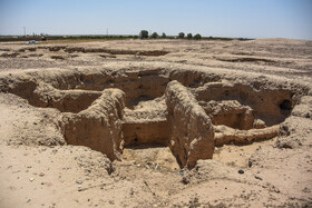 بر اثر کاوش‌های باستانی روشن شد که محوطه باستانی«تپه حصار دامغان»  دارای سه دوره اصلی فرهنگی از اواخر نوسنگی تا پایان عصر مفرغ است.
