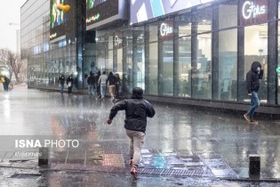 اماده باش شهرداری برای جلوگیری از آبگرفتگی معابر و مسیل ها در پی تشدید بارش ها در تهران