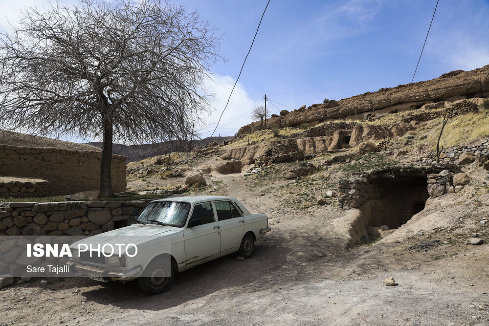 روستای دست کند میمند کرمان