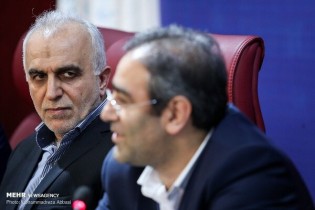 ناگفته‌های وزیر اقتصاد از ماجرای استعفای شاپور محمدی