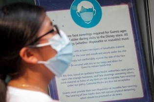 الزام استفاده از ماسک برای افراد واکسینه شده در آمریکا