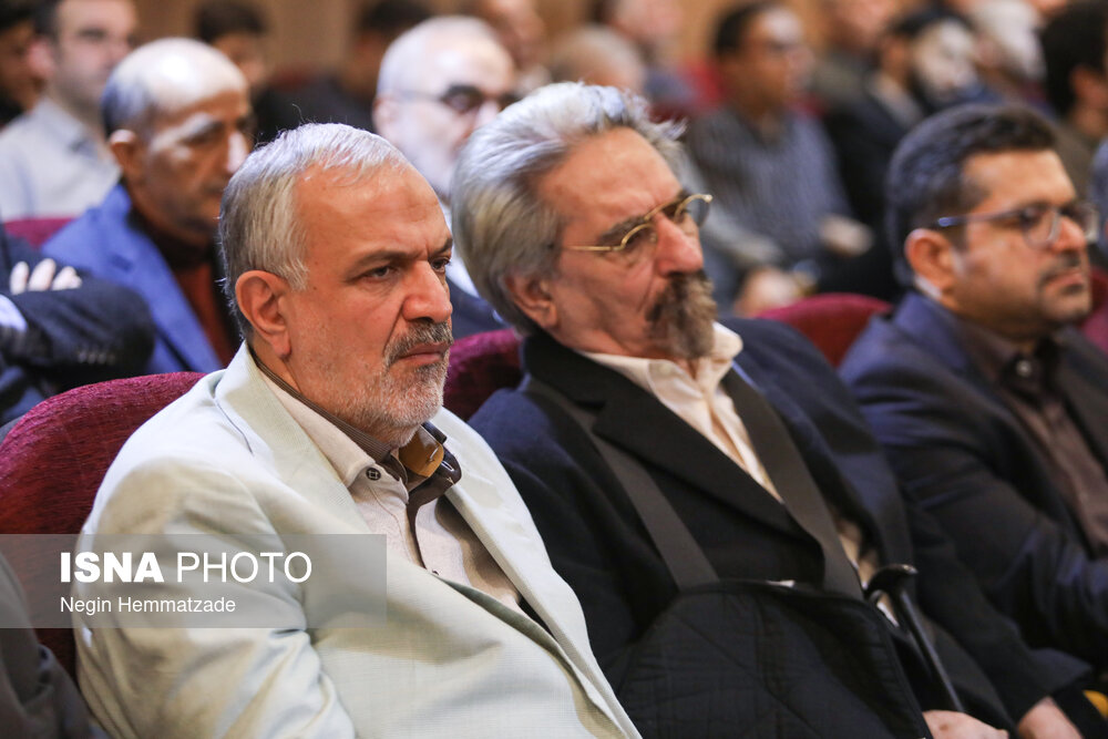 حضور احمد مسجدجامعی، عضو و رئیس پیشین شورای اسلامی شهر تهران در بزرگداشت دکتر کریم مجتهدی
