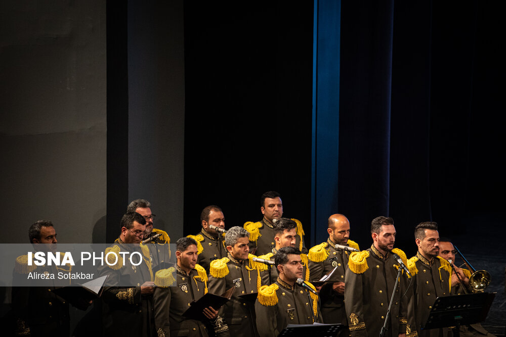 اجرای ارکستر ترنم فتح در سومین شب سی و نهمین جشنواره موسیقی فجر