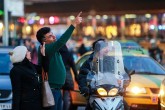 تصاویر/ واکنش مردم به شلیک پدافند هوایی در تهران
