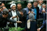 کدام نمایندگان با موگرینی سلفی گرفتند+ تصاویر