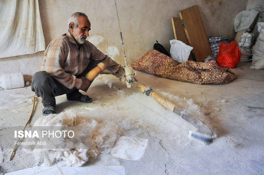 آخرین نسل از بیشمار کارگاه‌های نمدمالی خراسان جنوبی، کارگاه نمدمالی روستای سلم آباد است. استادکاران فعال در این کارگاه با توجه به کهولت سن و بیماری همچنان این میراثی را زنده نگه داشته‌اند.