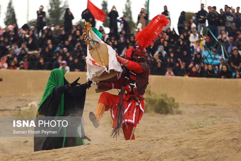 اجرای تعزیه امام حسین (ع) در روستای تاریخی اریسمان شهرستان نطنز استان اصفهان