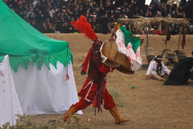 اجرای تعزیه امام حسین (ع) در روستای تاریخی اریسمان شهرستان نطنز استان اصفهان