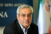 از دیوار سفارت بالا رفتیم، اما فکر نمی‌کردیم بعدها کسانی با زور از دیوار مملکت بالا بروند