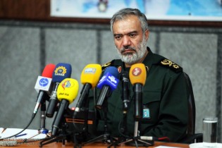 توصیه می‌کنیم برخی همسایگان ما دست از شرارت بردارند