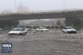 برخی از محلات اهواز هم چنان در آب است/ مردم از وضعیت ناراضی هستند