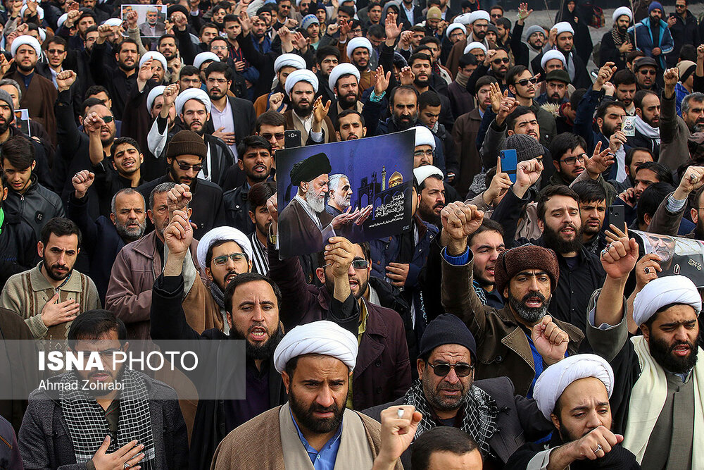 راهپیمایی مردم قم در پی شهادت سردار سپهبد شهید قاسم سلیمانی