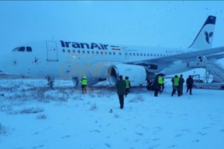 خروج هواپیمای تهران - کرمانشاه از باند فرودگاه/علت خروج در دست بررسی است