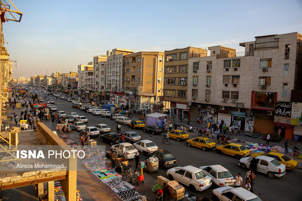 خیابان سلمان فارسی (نادری) در هسته مرکزی شهر اهواز در شرایط کرونایی