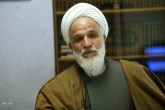 چراغ سبز به دشمن وطن فروشی است/ سخنان اخیر روحانی از موضع ضعف بود