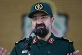 رضایی: سرباز باشیم نه سربار