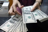 ۱۵ میلیارد دلار ارز کشور بلوکه شده است ۱۵ میلیارد دلار ارز کشور بلوکه شده است