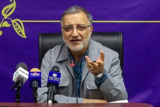 کاهش ۳۳۰۰ برابری ارزش پول ملی/ درآمد هزار میلیاردی ۱۷ نفر در بورس