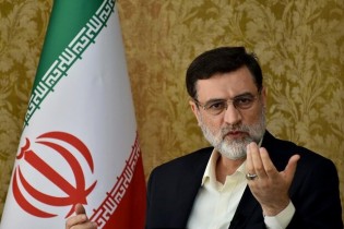 قاضی‌زاده هاشمی: تا آخر انتخابات در صحنه خواهم بود