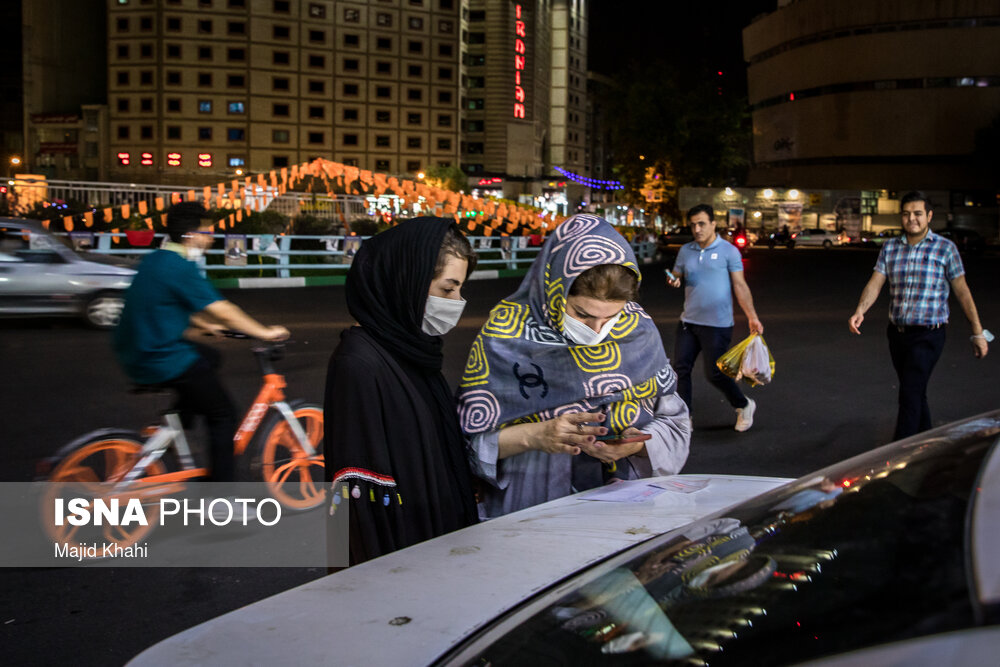 ساعات پایانی رای‌گیری انتخابات ۱۴۰۰ - میدان ولیعصر