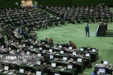 انتقاد تعدادی از نمایندگان به طولانی شدن بررسی طرحی برای پاسخگوئی به تذکرات
