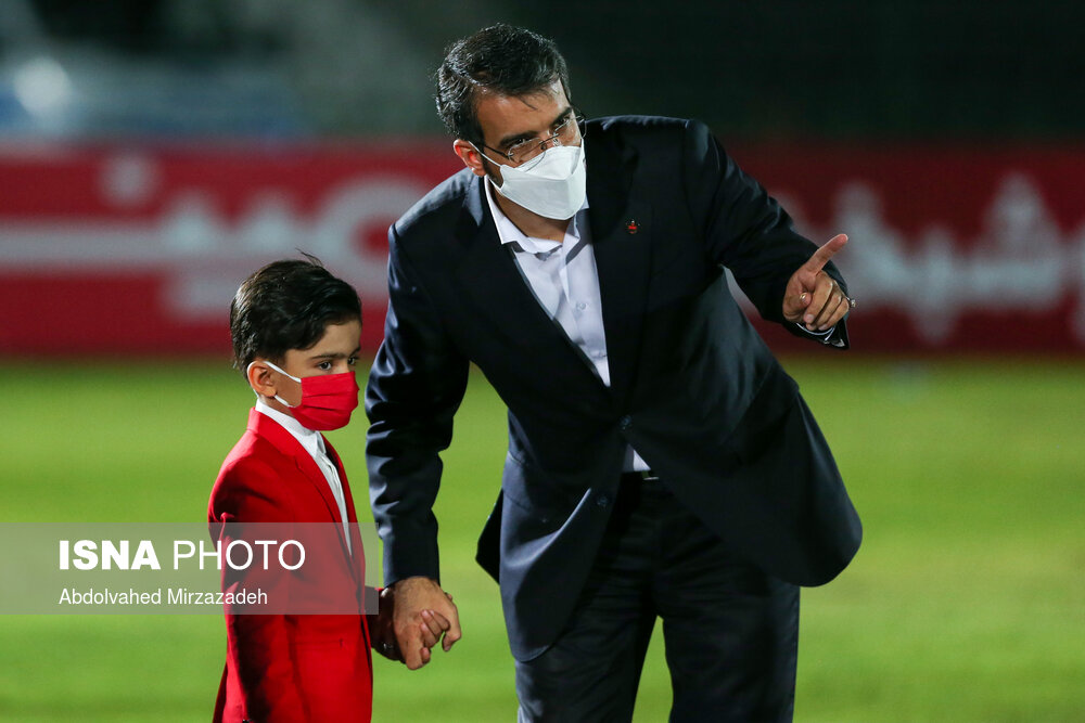 جعفر سمیعی مدیر عامل تیم فوتبال پرسپولیس در جشن قهرمانی این تیم در لیگ برتر فوتبال