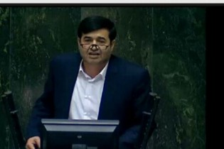 دنیامالی: خبرنگاران وجدان بیدار جامعه و در خط مقدم جبهه آگاهی بخشی هستند