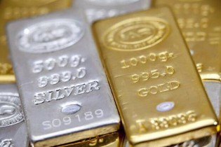 قیمت جهانی طلا پایین آمد/ هر اونس ۱۷۴۵ دلار