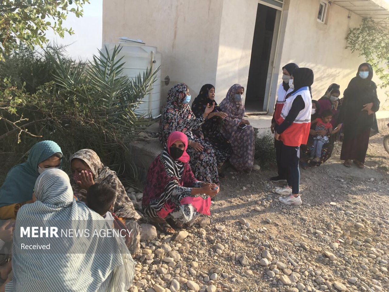 فعالیت تیم های سحر در مناطق زلزله زده شهرستان بندرعباس