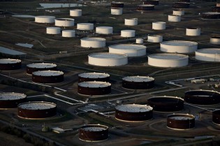 گلدمن: برداشت هماهنگ از ذخایر روی قیمت نفت تاثیری نخواهد داشت