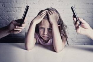 برندسازی اغراق‌آمیز کودکان در شبکه‌های اجتماعی