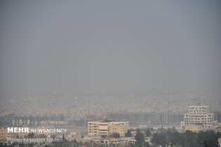 وضعیت قرمز آلودگی هوای اصفهان در ۸ منطقه/ رودکی بنفش شد