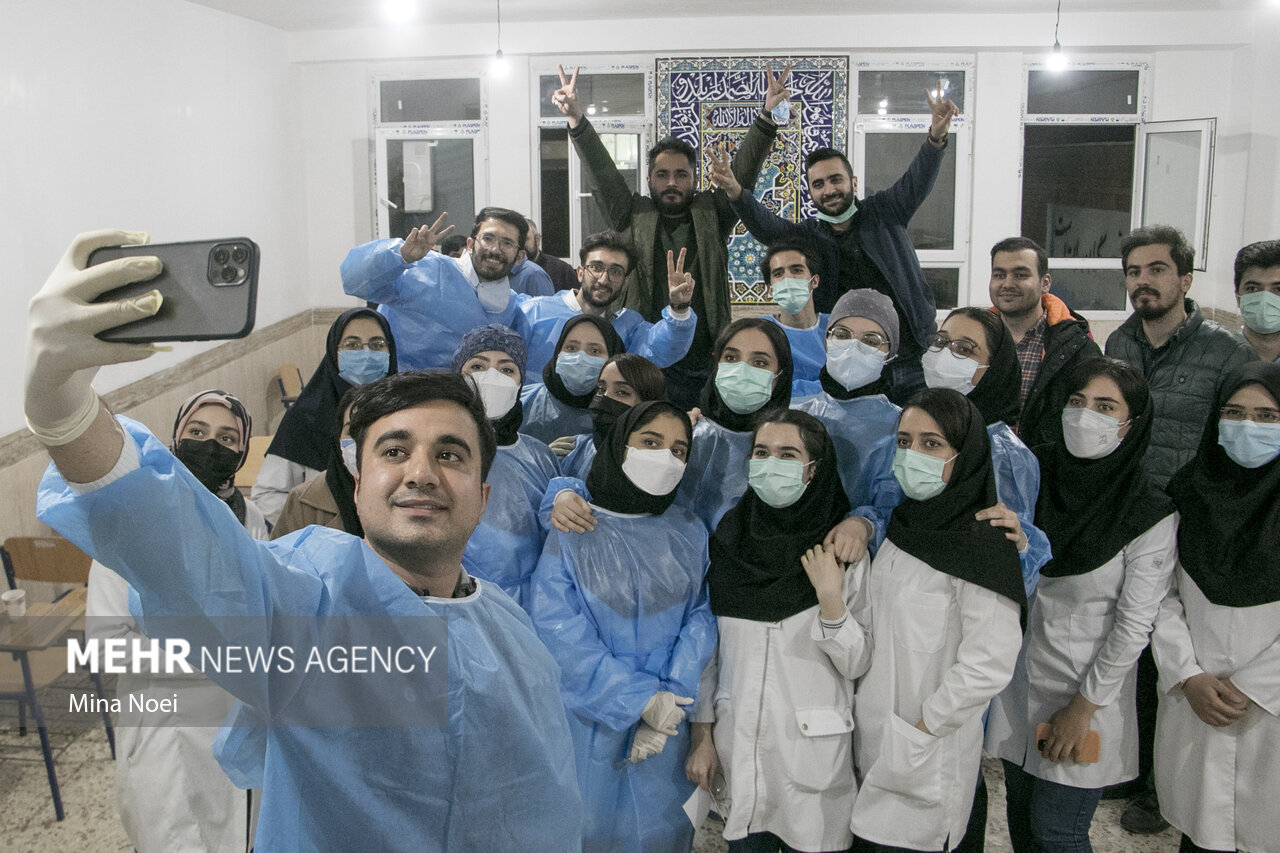 اردوی جهادی پزشکی و دندانپزشکی در محله باغ معروف تبریز