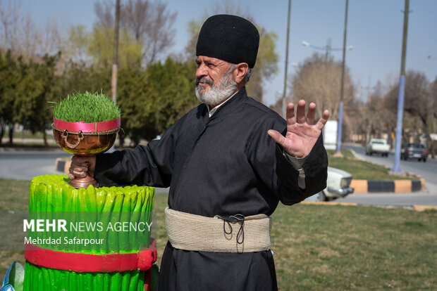 استقبال از بهار با کارنوال شادی