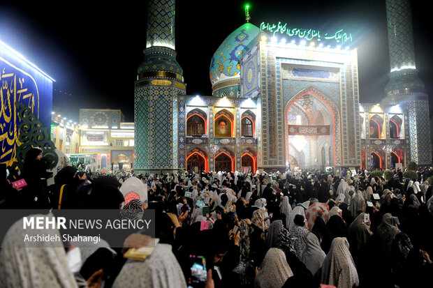 مراسم احیای شب نوزدهم ماه مبارک رمضان ۱۴۰۱ شامگاه چهارشنبه ۳۱ فروردین ماه در امامزاده صالح تهران برگزار شد