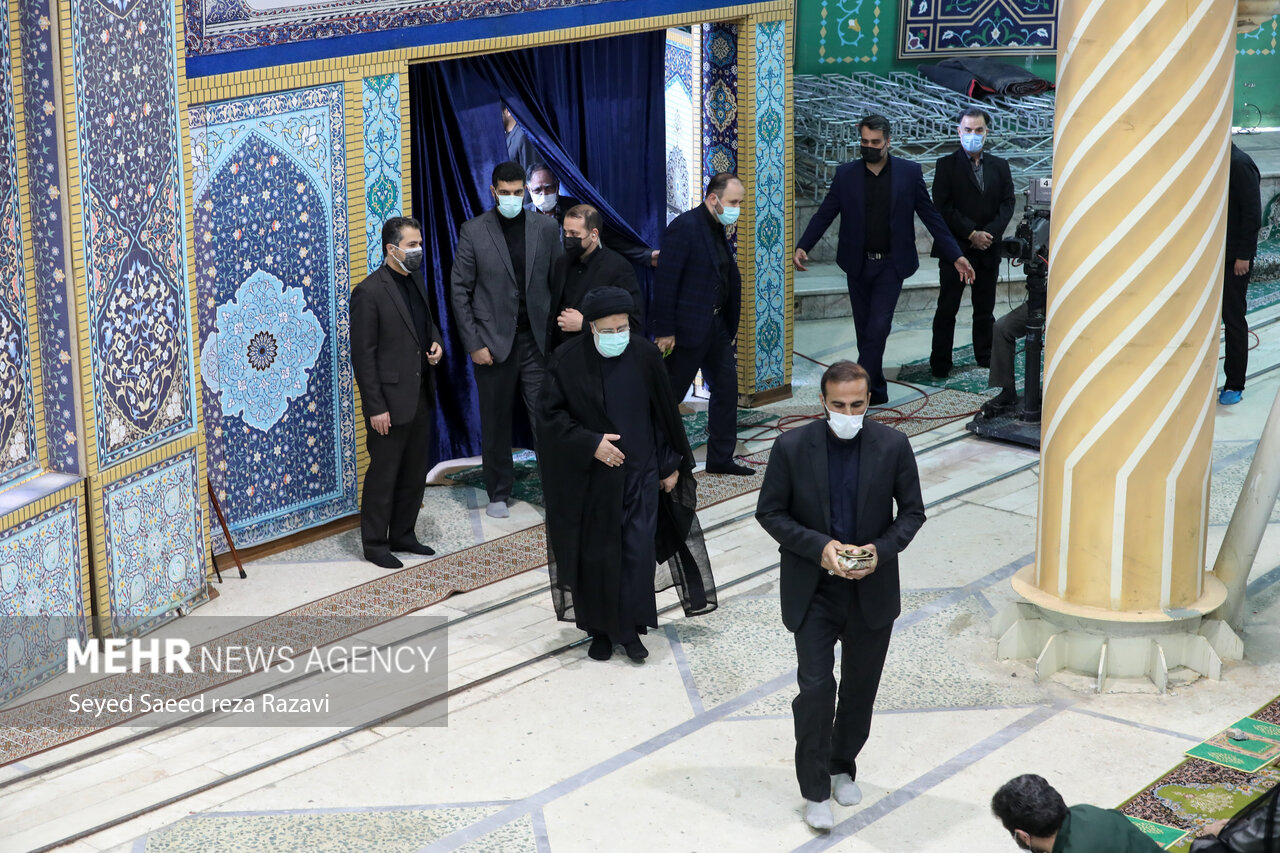 حجت الاسلام سید ابراهیم رئیسی رئیس جمهور درنماز جمعه تهران دوم اردیبهشت ۱۴۰۱ حضور دارد