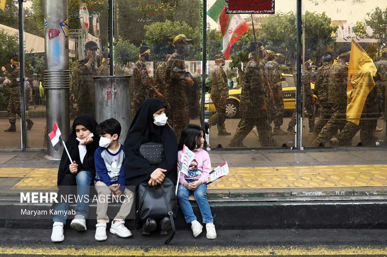 راهپیمایی روز جهانی قدس در تهران صبح جمعه ۹ اردیبهشت ۱۴۰۱ با حضور گسترده مردم برگزار شد